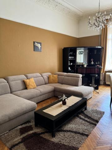 Izabella Home Budapest Exteriör bild