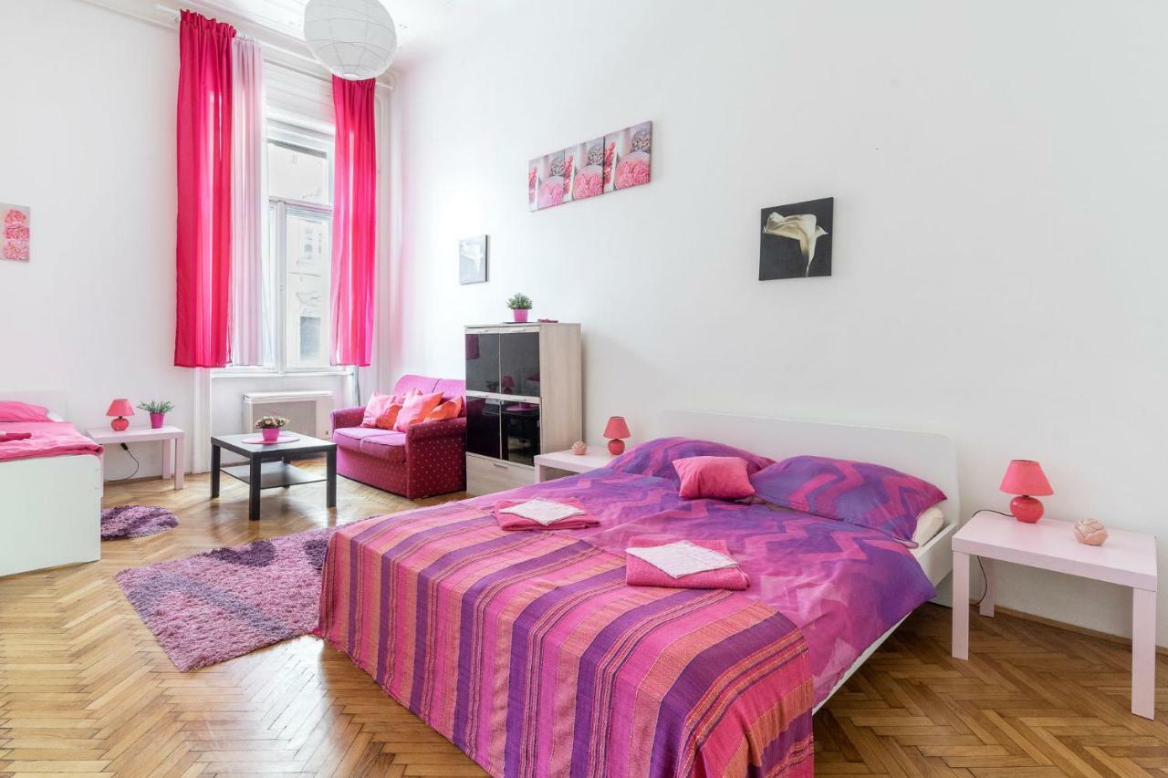 Izabella Home Budapest Exteriör bild